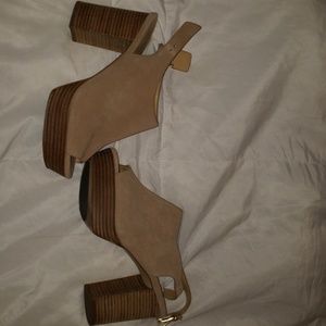 Michael Kors Piper Sling